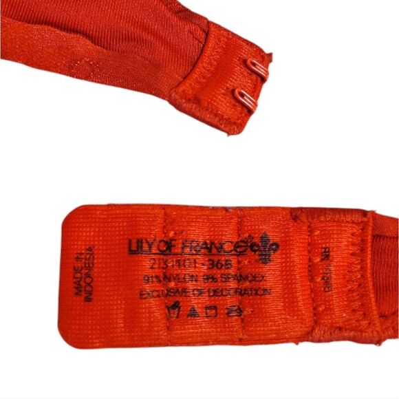 Lily Of France Retro Red Lace Ultra Push Up Bra Size 36B - Picture 9 of 9